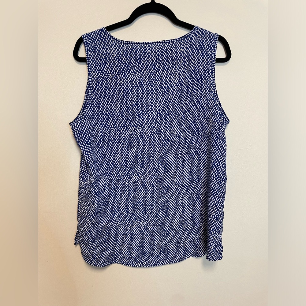 Chico’s Blue and White Button Up Tank Size US Large/Chico’s Size 2 - Picture 4 of 5